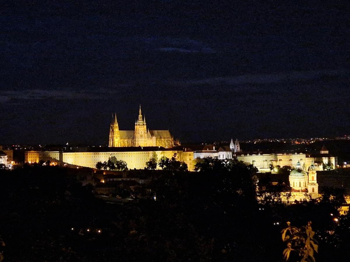 Cozy Apt Near Prague Castle Eksteriør billede